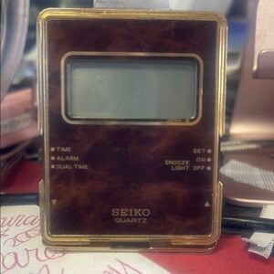 Seiko Quartz Digital Clock in Brown and Gold